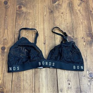 Intimately Bonds black lace bra size medium